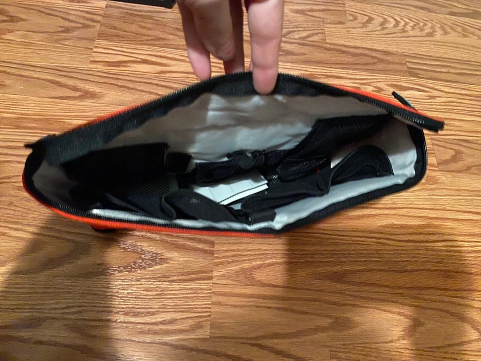 KangaRoom Organizer Tote Bag with multiple pockets, labels and a strap Foto 3 de 4