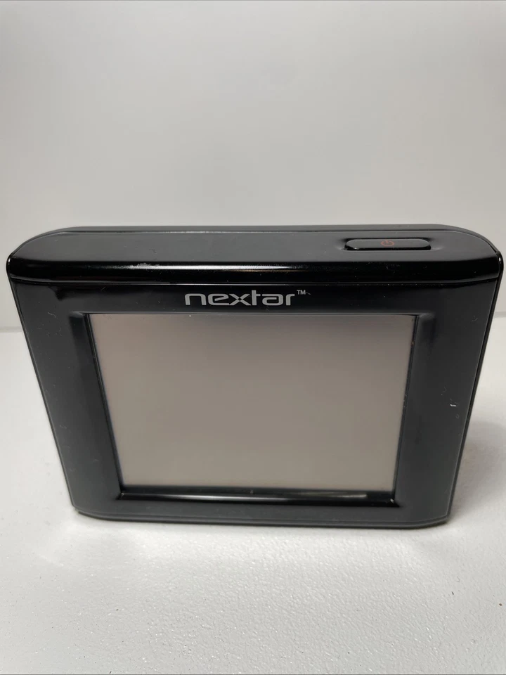 Nextar GPS M3-04 Satellite Navigation System With 1GB Card (working Tested) - Image 3 of 4
