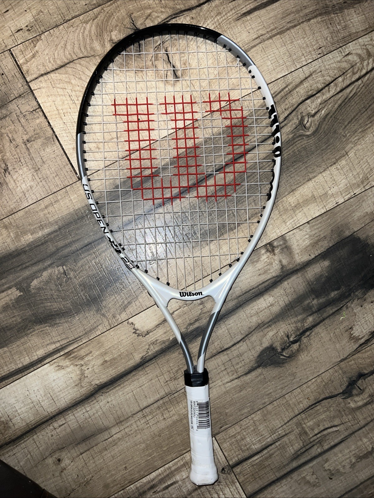 Wilson Junior US Open 23"Tennis Racquet, 3 5/8" White Black 