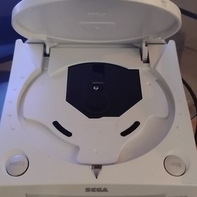 Dreamcast ENG + JP BUNDLE -  Controllers, VMUs, Games, Cords - Read Description