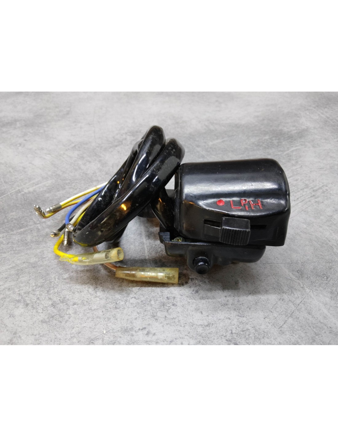 Commodo droit guidon pour moto ancienne Honda CB350 CB450 vintage 12V noir