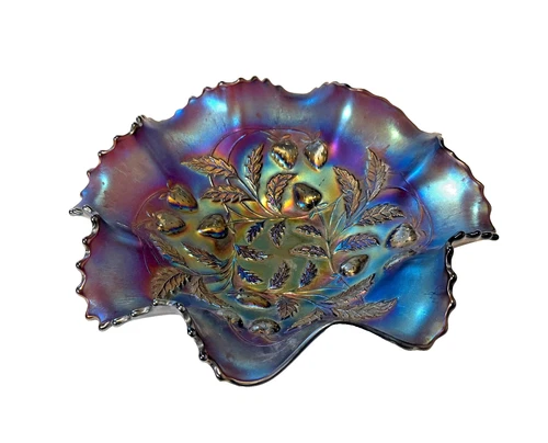Northwood Amethyst Iridescent Carnival Glass 3 Fruit? Vine Berry Pattern Bowl 8”