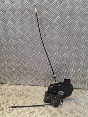 11-14 Freelander 2 2.2 Door Lock Drivers Front 6W8A21812AD - Image 1 of 3