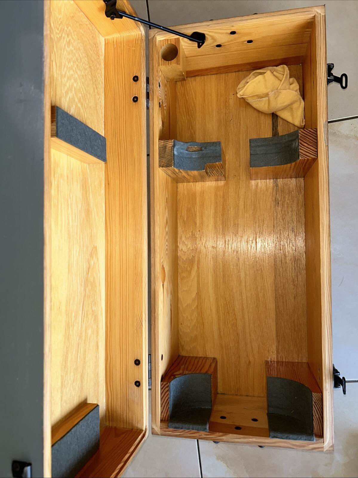 Picture 16 of 24