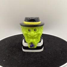 McDONALD'S 1998 TOY - HALLOWEEN HAPPY MEAL TOY - HAMBURGLER - CANDY DISPENSER F