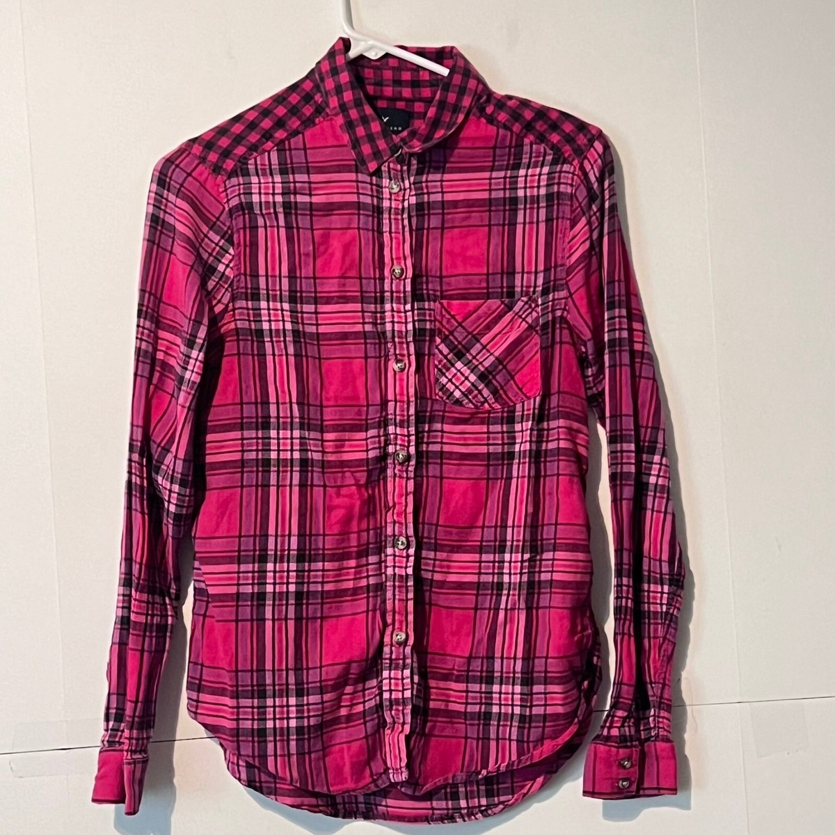 American Eagle Womens The Boyfriend Shirt Size XS Pink Plaid Flannel  Lightweight