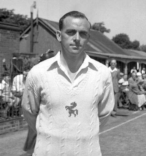 Kent Cricketer Fred Ridgway 1951 OLD CRICKET PHOTO - Afbeelding 1 van 1