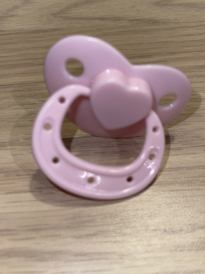 Maniquí chupete magnético para muñeca bebé renacido DISEÑO CORAZÓN ROSA Foto 2 de 4