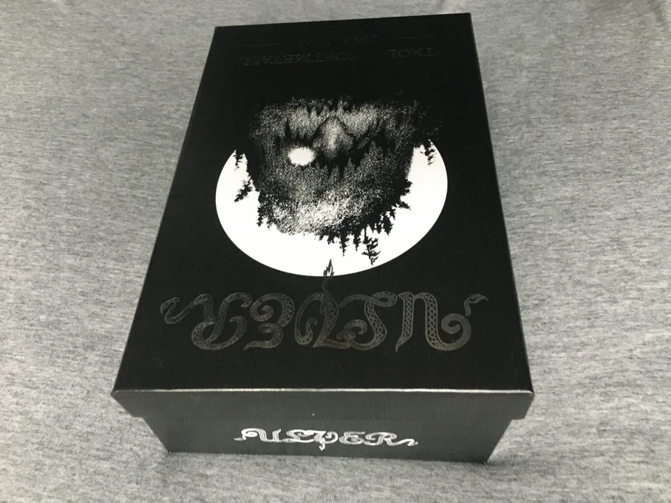 2023 ULVER TROLSK SORTMETALL 1993–1997 BOX SET 5 X MC TAPE DARKTHRONE VENOM RARE - Image 3 of 4