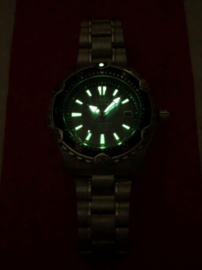 Citizen OXY Date Air Divers 200m Eco Drive Solar Mens Watch