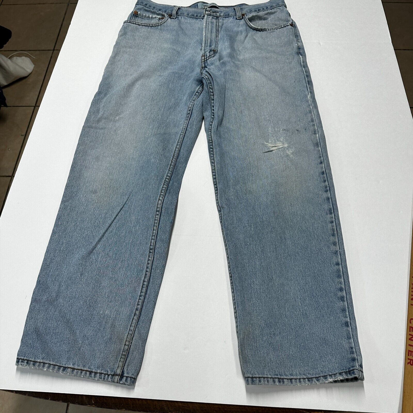 VTG Levis 550 36x31 Mens Relaxed Tapered Blue Jea… - image 2