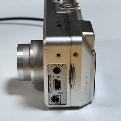 Panasonic Lumix DMC-F1 5.8-17.4mm F2.8-4.9 compact digital camera