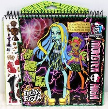 Monster High Freaky Fusion Sketch Portfolio Kit Book Fashion Design Art Stickers