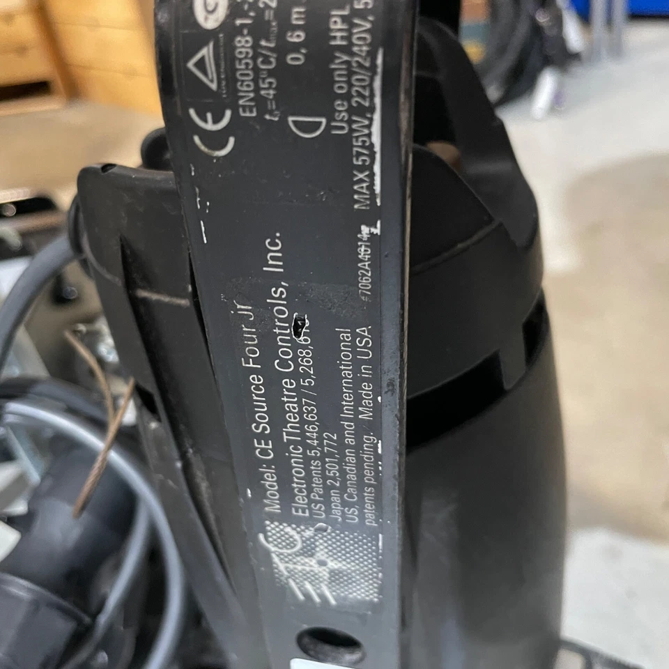 Used ETC 26 Deg Source 4 Junior Profile Theatre Light 575w JNR Stage Lighting - Image 2 of 4