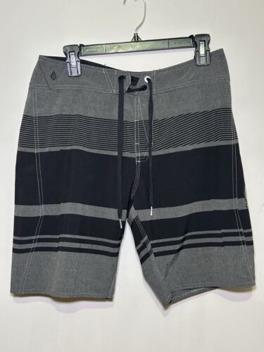 VOLCOM Board Shorts Men’s 30 Gray Black Striped Swim Trunks Beach Pool EUC