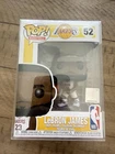 Funko Pop! Basketball NBA Los Angeles Lakers LeBron James #52 White Jersey