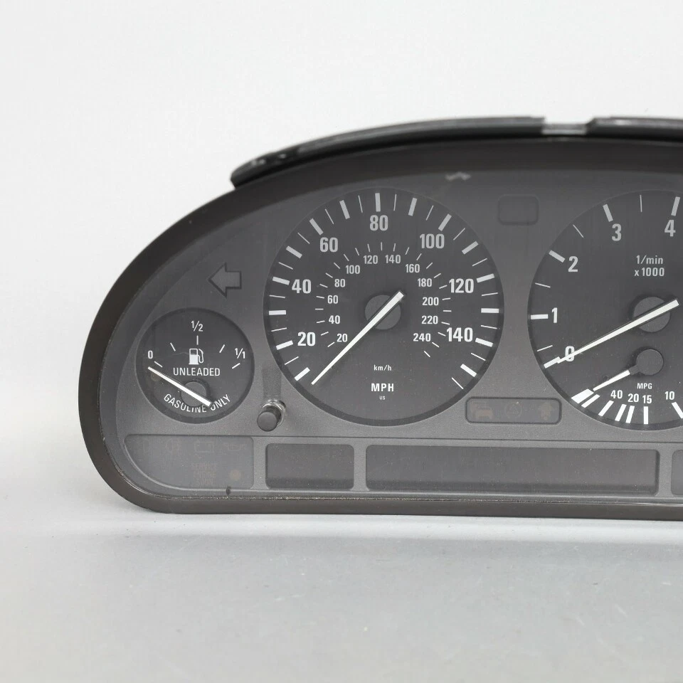 Cuadro de instrumentos velocímetro velocímetro BMW 525i 528i 540i E39 1999-2003 OEM usado Foto 2 de 4