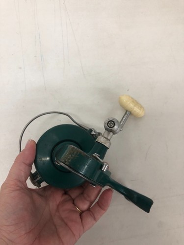 Vintage Penn Greenie Spinfisher 700 Saltwater Fishing Spinning Reel 1961? USA - Picture 3 of 6