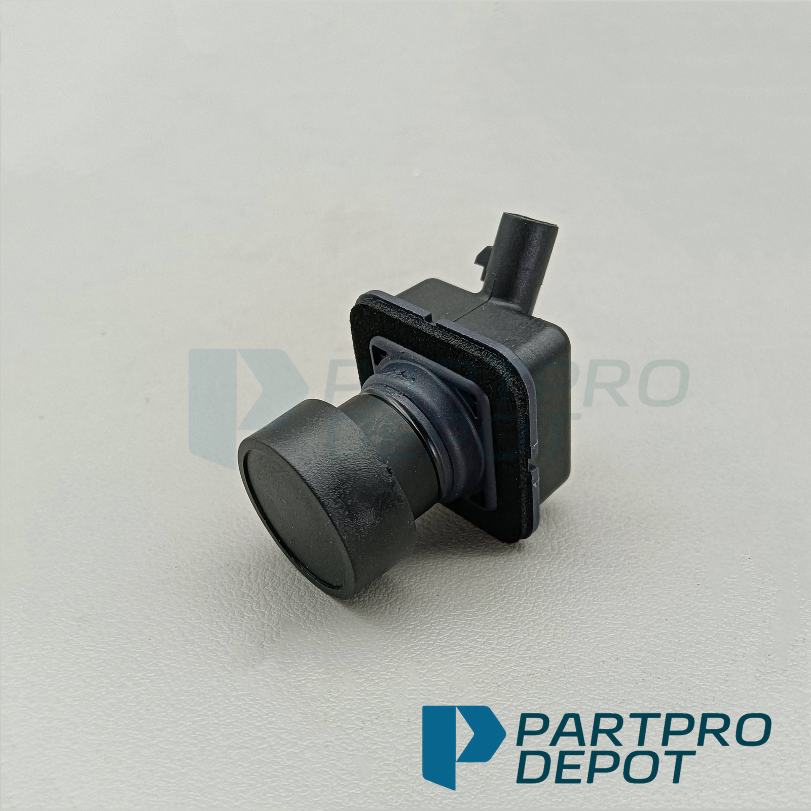 Surround View Camera For Chrysler Maserati Ghibli Ram 1500 68144068AC 68144068AD
