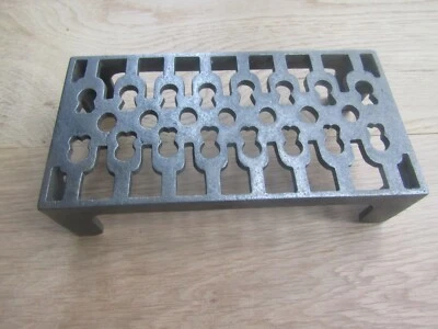 CAST IRON OLD VINTAGE RUSTIC REPRO AIR VENT BRICK GRILLE COVER