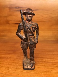 metal toy soldiers unpainted