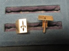 Fleur-de-lis Style Men's Cuff Links GA10