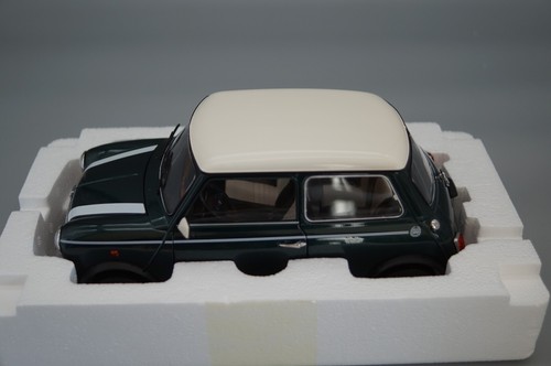 1/12 Schuco 450671500 Mini Cooper British Racing Green Metallic -DK556 - Bild 10 von 11