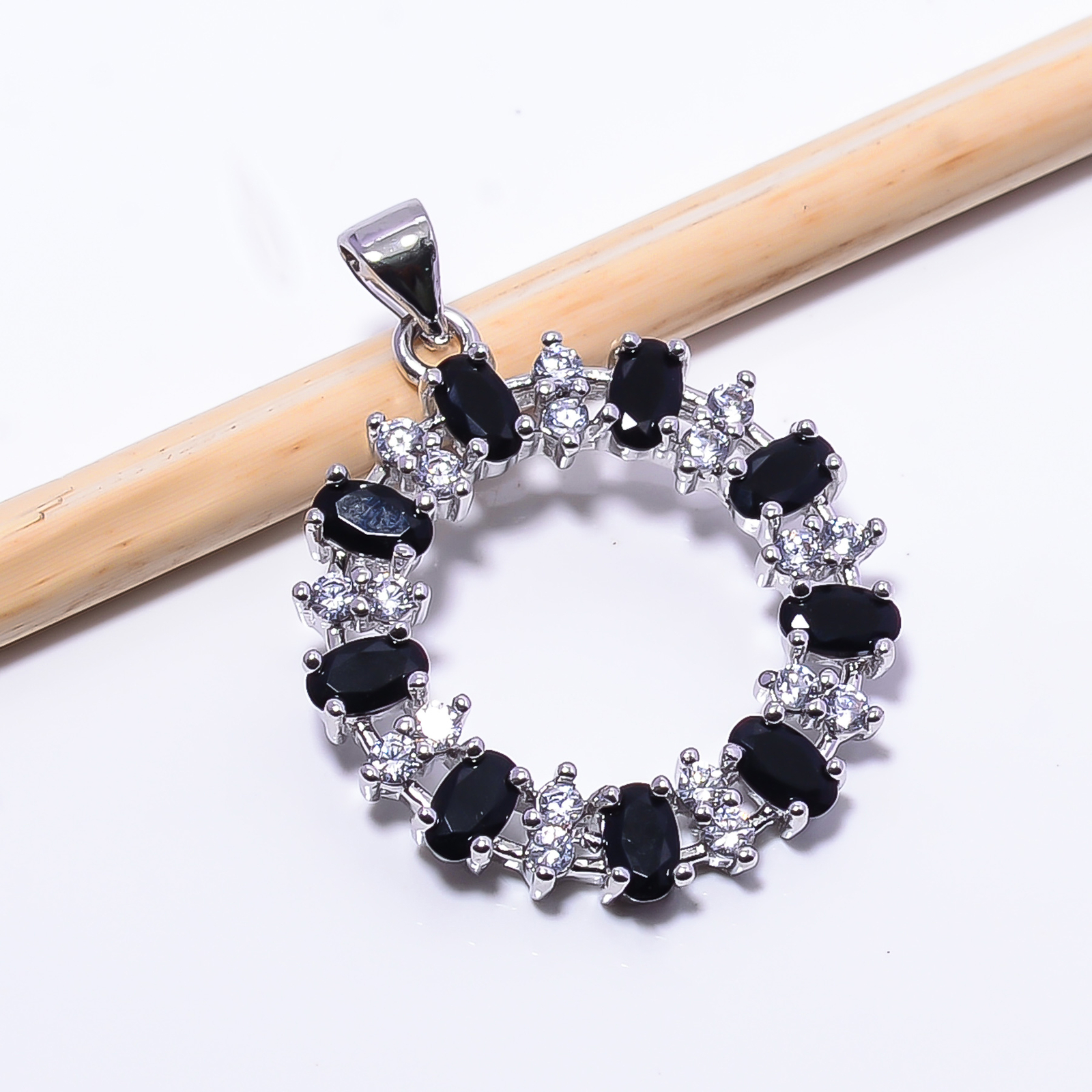 Black Onyx & Cubic Zirconia 925 Sterling Silver Pendant 1.25 Inch P14