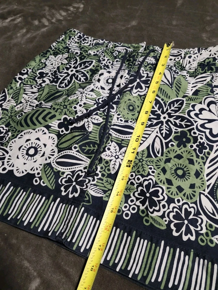 Minifalda Ann Taylor Loft tapiz floral talla 8P verde, cordón, bolsillos Foto 2 de 4
