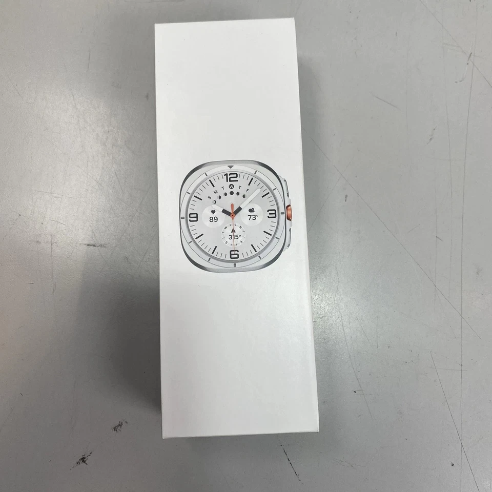 SAMSUNG Galaxy Watch Ultra | 47mm, Smartwatch International Model L705 - Image 4 of 4