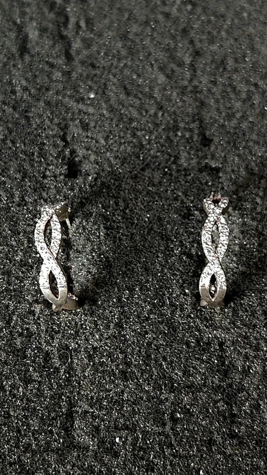 Pendientes Judith Jack Piedra Cristal Plata Esterlina .925 Aro Infinito Hatchback. Foto 3 de 4