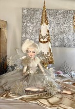 RARE!! Katherine s Collection Snow Queen Fairy Doll Sitting GLIMMER