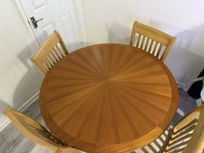 Hardwood Dining Table with Four Chairs Extendable Table Dining Furniture Set