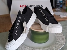 Superga 2630 Stripe Black/White   Women  s 8 / Men  s 6.5   Brand New w/ Box