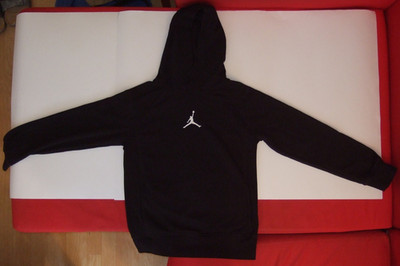 Nike Jordan Kinder Pullover schwarz Gr. M (132/147)