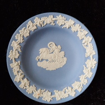 Vintage Wedgwood Jasperware Runde Pin Schale ''Aurora & Grapevine''