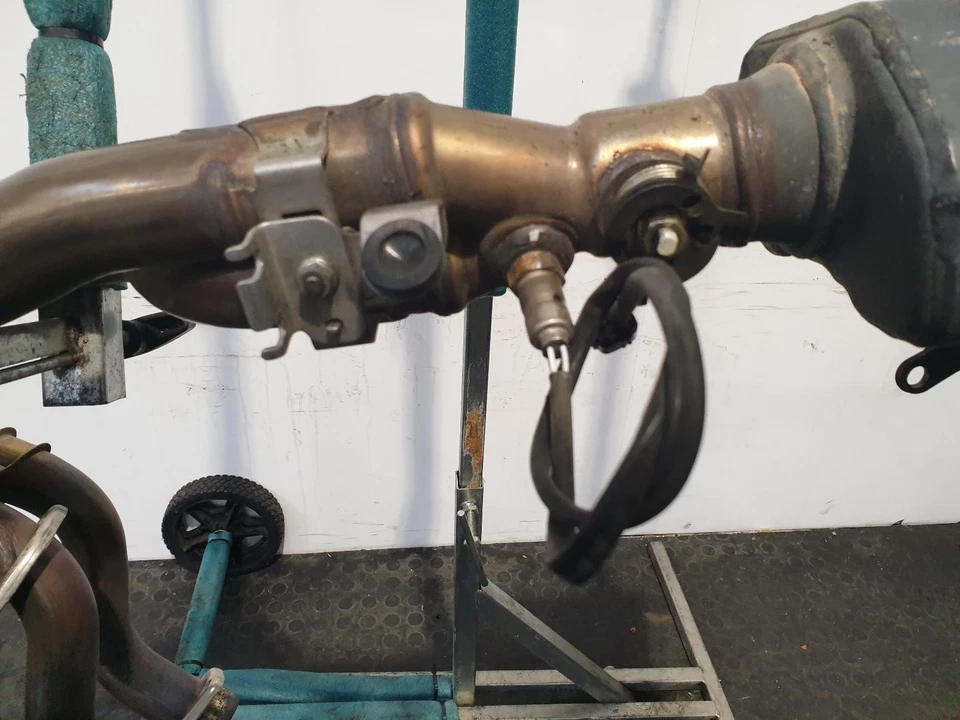 SUZUKI GSXR600 EXHAUST SYSTEM MANIFOLD 2016 - Imagem 4 de 4