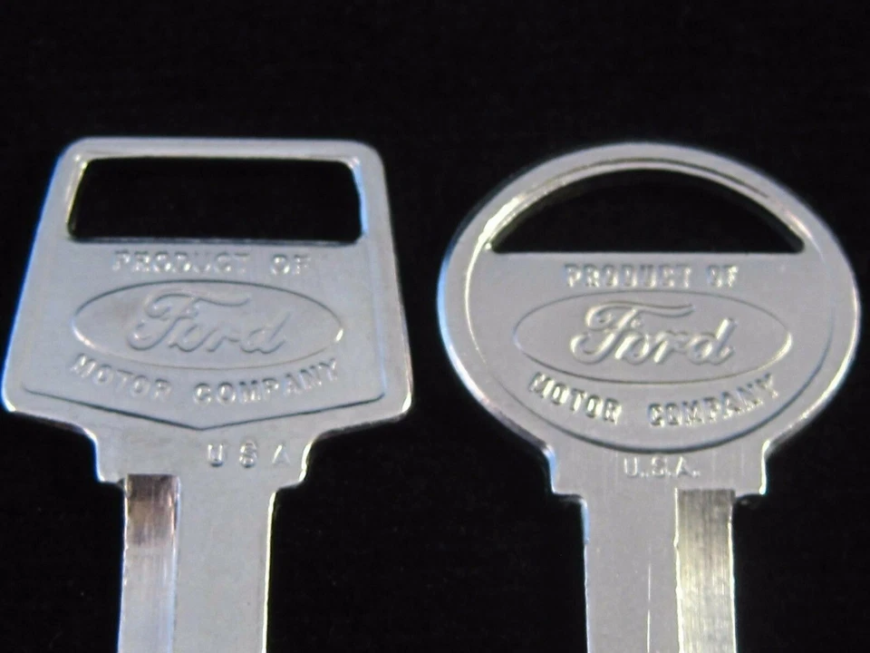 JUEGO DE LLAVES EN BLANCO FORD THUNDERBIRD OEM se adapta a todos 1965-1984 NOS T-Bird 1966 1967 1968 Foto 4 de 4