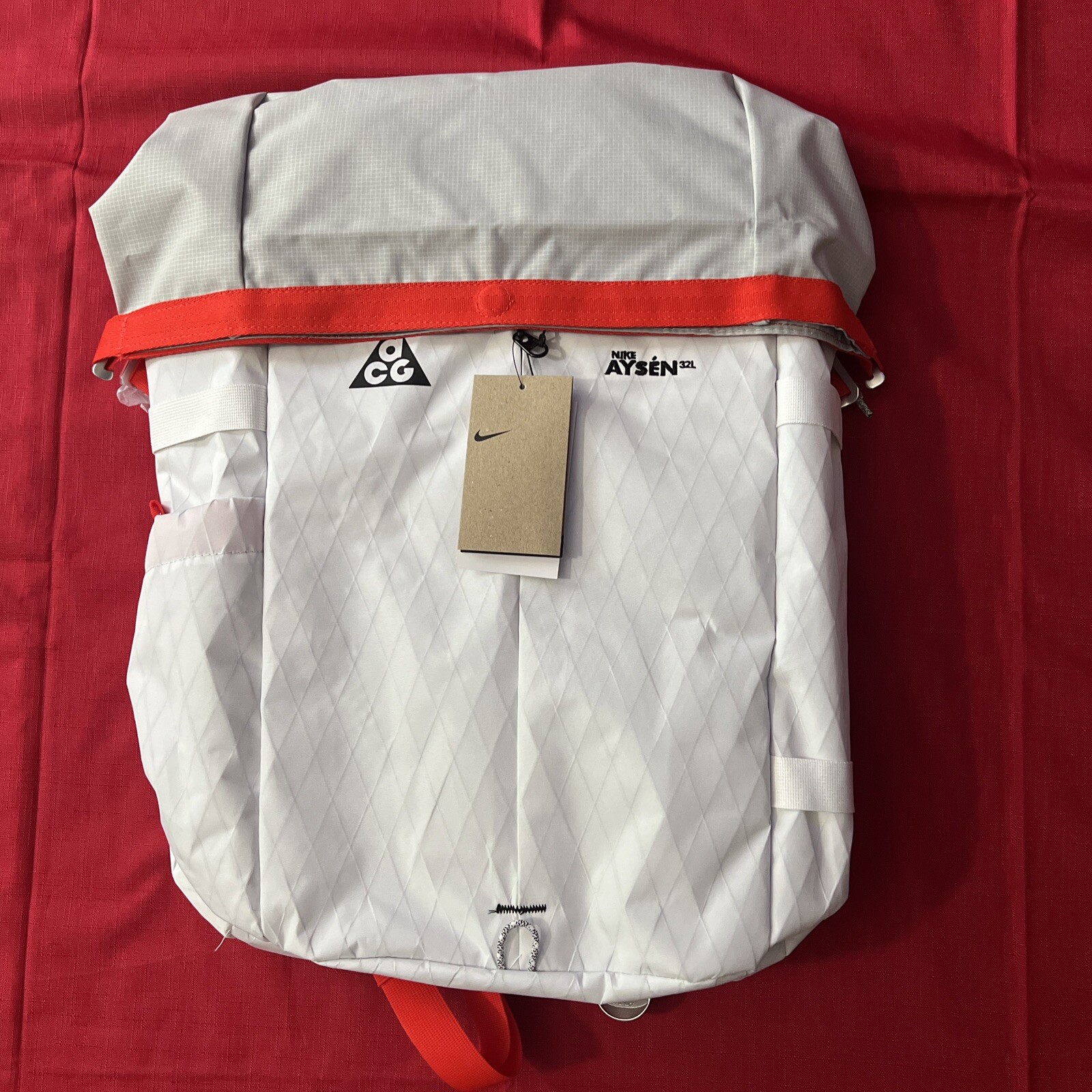 (32l) Aysen Hiking Trail White Bag (dv4054-100)