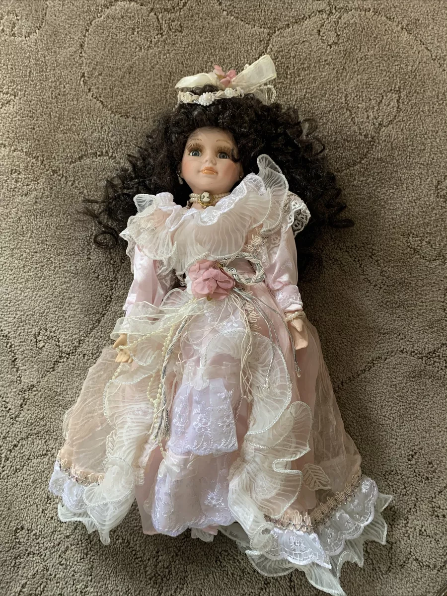 Goldenvale collection porcelain doll 1 cheap 2000