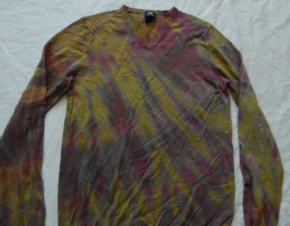 Tie Dye Yellow Purple Gray Wool V-Neck Sweater - Large Mens Hand Made - Image 4 of 4