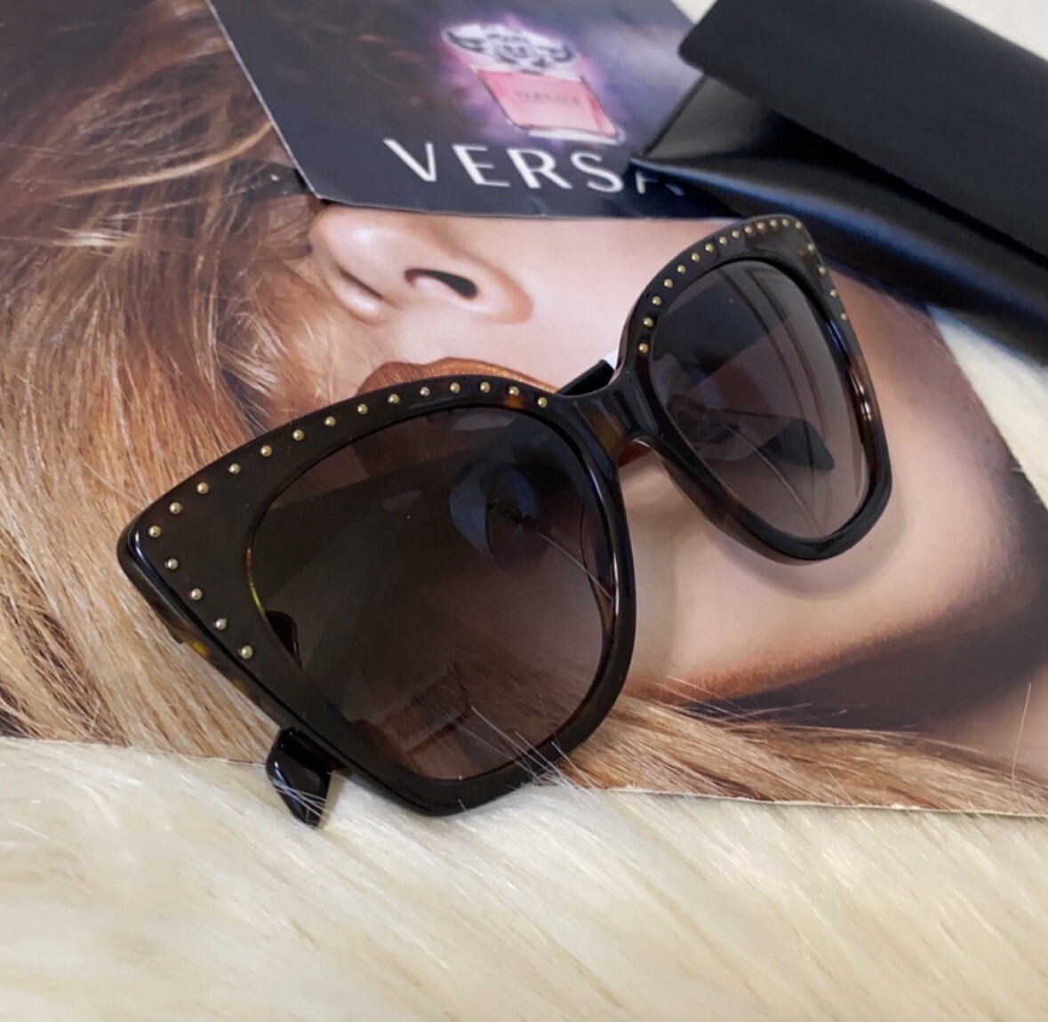 NWT MOSCHINO Turtoise Studded Cat Eye Sunglasses | eBay