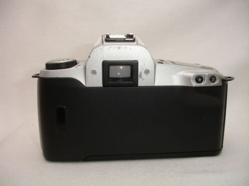 Canon EOS Rebel G 35mm SLR Film Camera Body sn2628727 - Picture 3 of 12