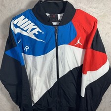 Preços baixos em Red Nike Basquete Activewear jaquetas para Homens