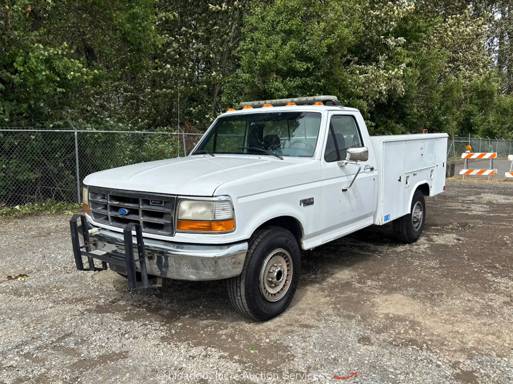 1995 Ford F350 for sale in Kent Washington