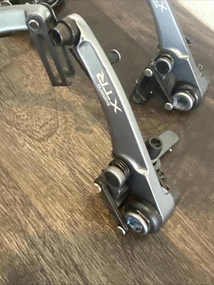 Bicicleta de montaña MTB Shimano XTR BR-M951, frenos en V delanteros y traseros lineales Foto 2 de 4