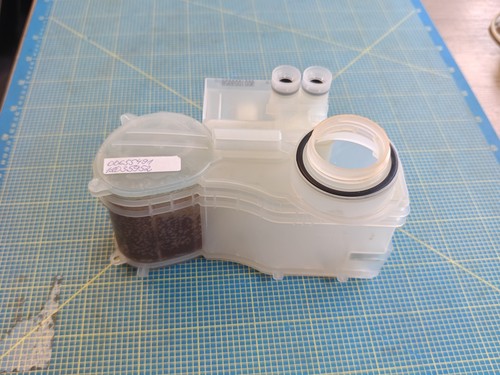 Siemens Geschirrspüler SR46T557EU Salzbehälter Enthärtungsanlage 12035952