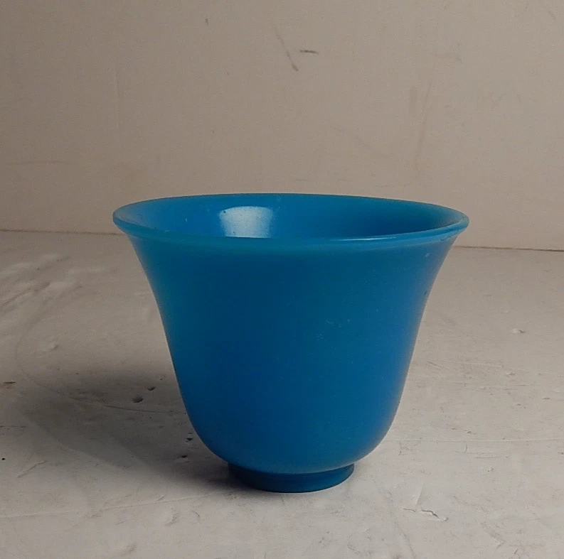 Beautiful Antique Chinese Turquoise Blue Peking Glass Teacup 2 3/4" - Image 2 of 3