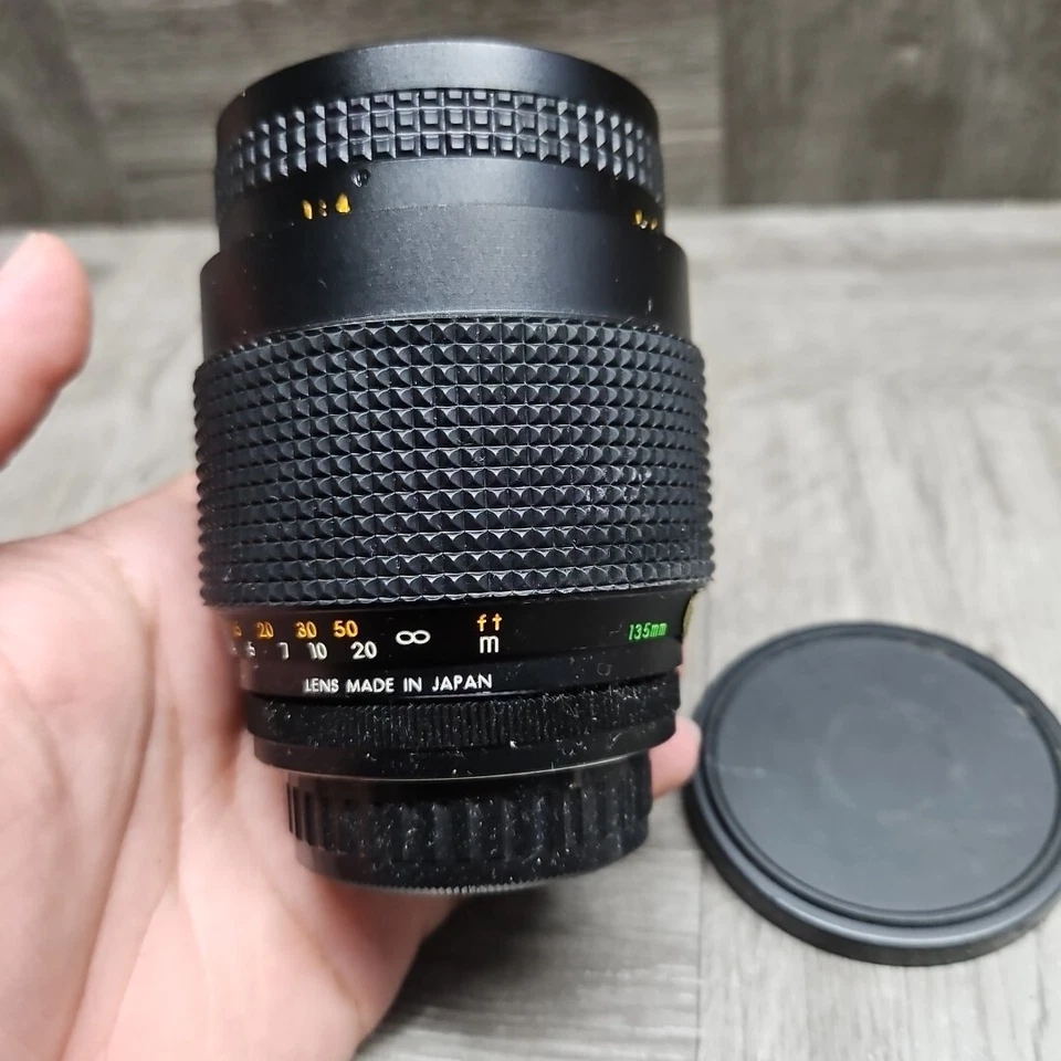 Sakar Auto MC 1:2.5 f=135mm Lens - Image 3 of 4