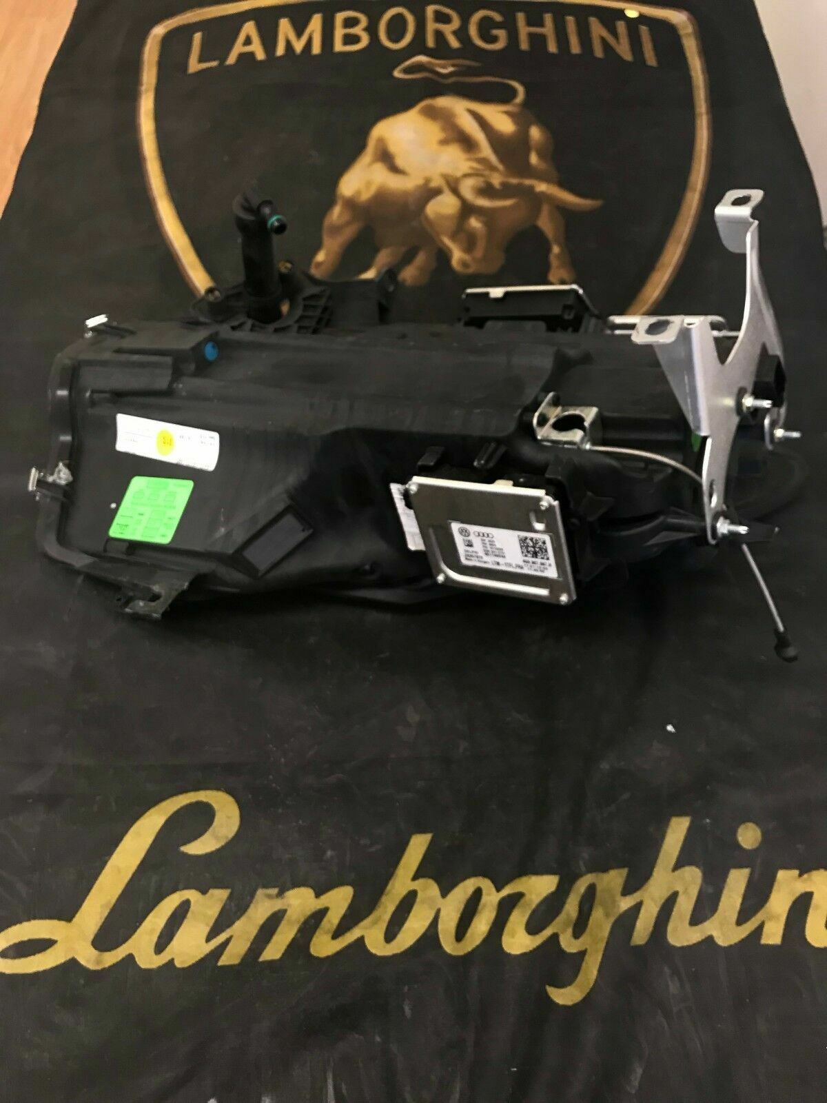 LAMBORGHINI AVENTADOR LP700 720 750 DRIVER LEFT SIDE HEADLIGHT OEM 471941003H